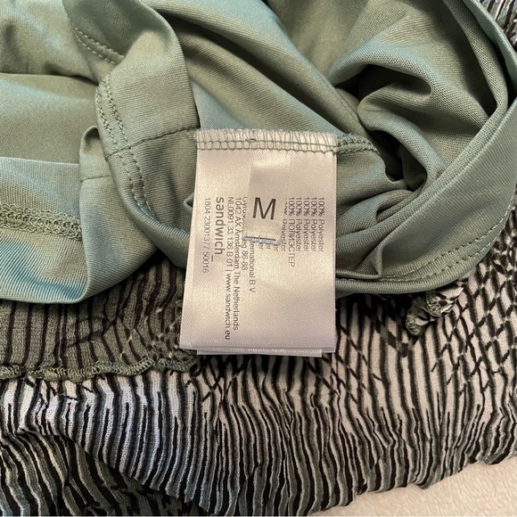 Hedge Green Fine Net Aztec Print Dress by Sandwich NWT - Size Medium - Picture 4 of 16